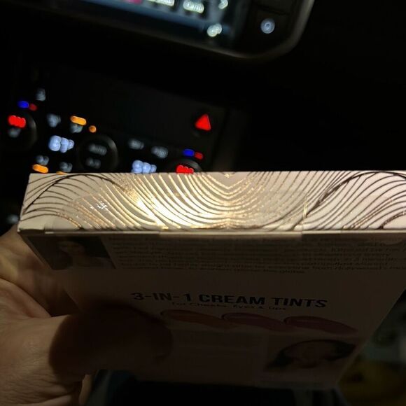 Manna Kadar Beauty 3-IN- 1 Cream Tints for Cheeks, Eyes & Lips. Set of 4. NEW - Picture 9 of 10